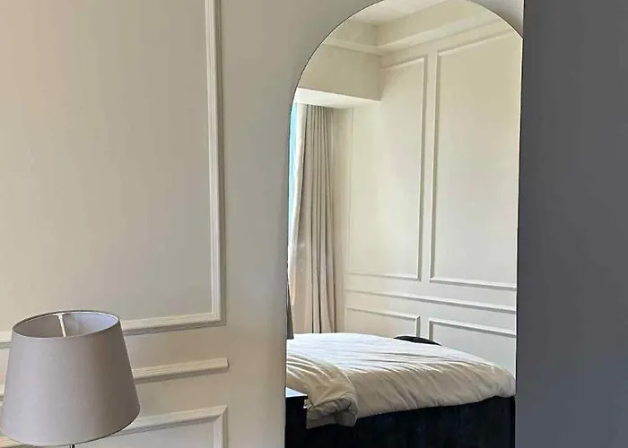 1221 Residences *