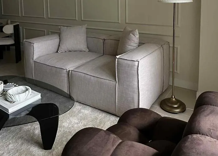 1221 Residences Aparthotel